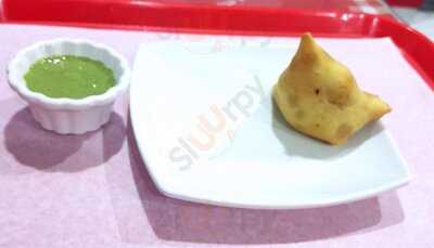 ‪Amanda Broast Chicken‬