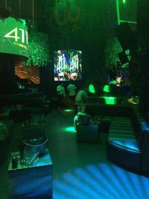 ‪people By Crystal‬