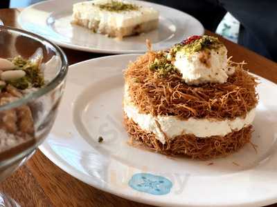 ‪Sizzle Restaurant‬