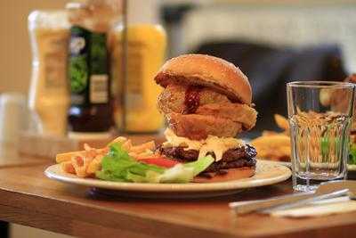 Lucky Texans - Steak & Burgers