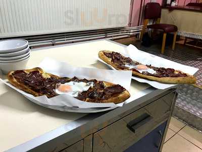 Yasar Bafra Pide Salonu