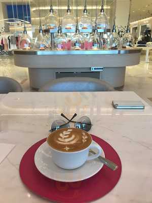 ‪La Patisserie des Reves‬