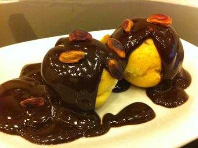 Tilla Profiterol ve Lokma evi