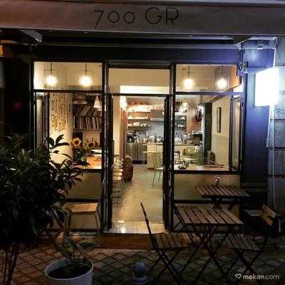 700GR Bakery & Cafe