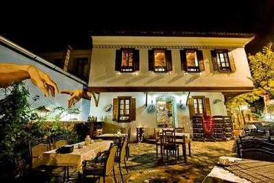 Şirince Zeus Cafe & Restaurant & Wine House