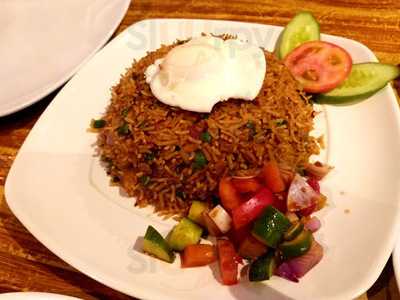 ‪Indunil Lanka Restaurant‬