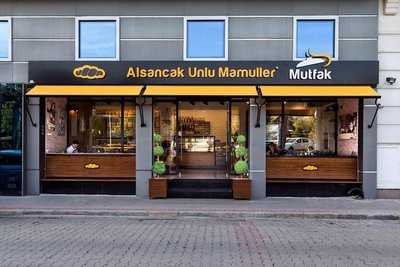 Alsancak Unlu Mamuller Mutfak