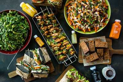 ‪The Gourmet Deli‬