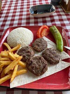 Center Hill Restaurant