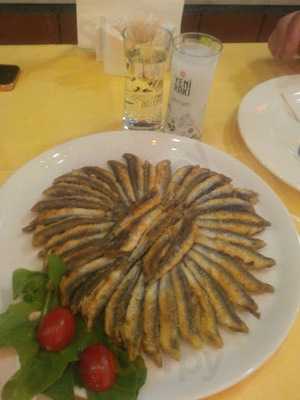 Beyaz Eldiven Cafe Restaurant