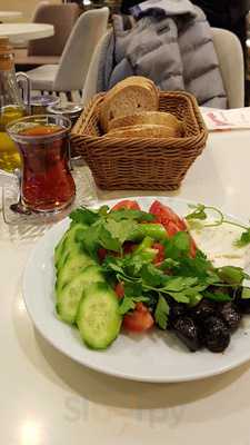 Kanberoglu Unlu Mamülleri