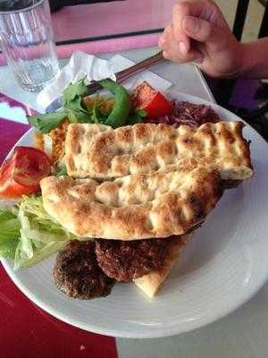 Kebapci Kardesler Yemek Salonu, İstanbul