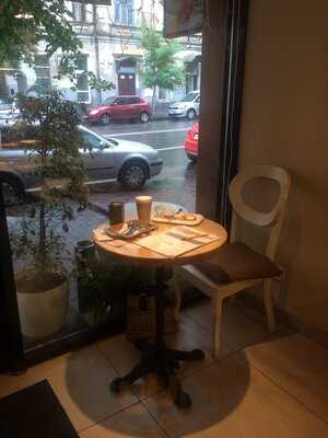 Masha Cake, Kyiv