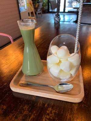 Saint Tea House