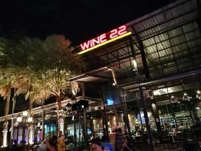 Wine 22 Bar & Restaurant