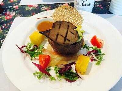 Mr.onion牛排餐廳