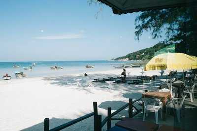 Haadrin Resort Bar&restaurant, Baan Tai