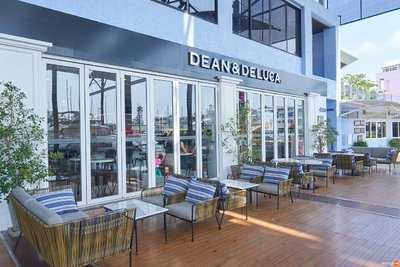 Dean & Deluca Phuket Boat Lagoon