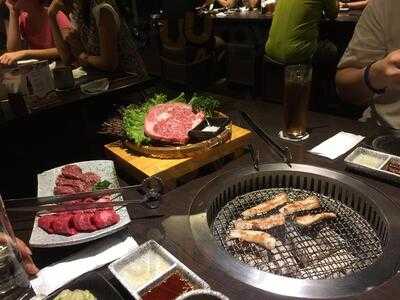 Moe燃炭火燒肉, 大安
