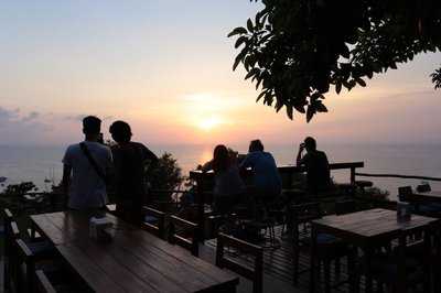 Sunset Seaview Bar & Restaurant