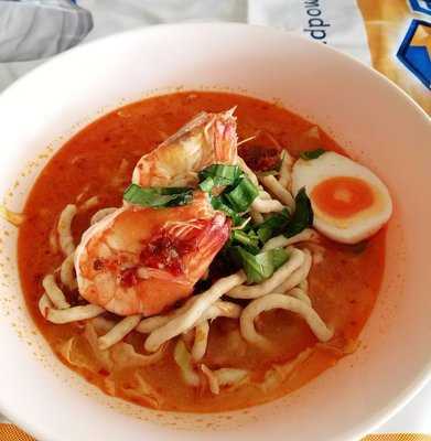 ก๋วยเตี๋ยวต้มยำไข่ By พี่นา