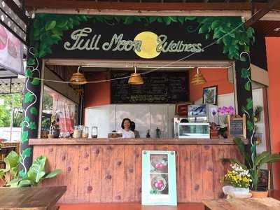 Full Moon Wellness Cafe