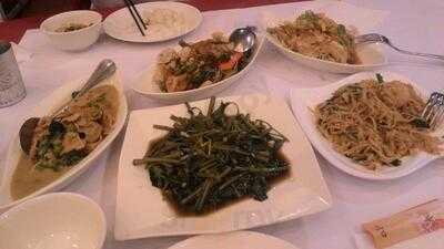 泰世界泰式料理餐廳