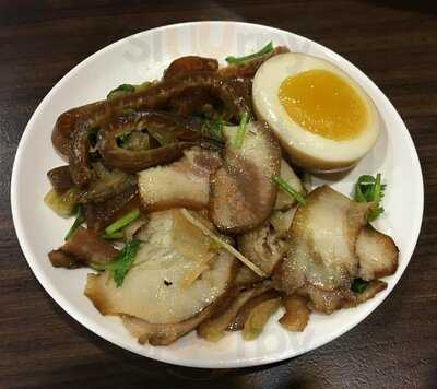 八牛會牛肉麵