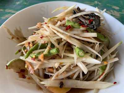 ร้านอาหาร ส้มตำดนตรี