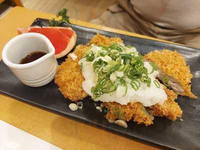 勝屋豬排咖哩專賣店