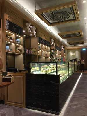 Mandarin Oriental Shop Central Chidlom