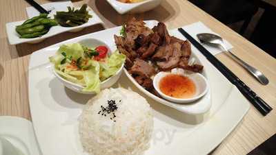 Mb White Coffee 忠孝店