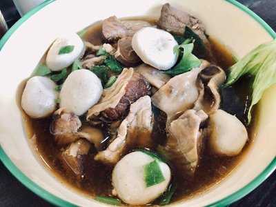 นายชาติหมูตุ๋นพระนคร, กรุงเทพมหานคร (กทม.)