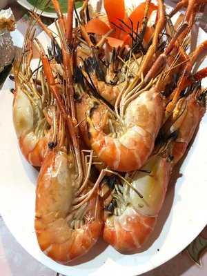 ร้านอาหาร อิ่มปลาเผา