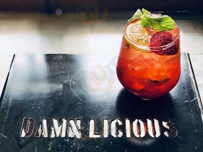 Damn Licious Cafe & Bistro