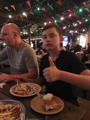 ไก่บ้านย่างเขาสวนกวางป๋านึก