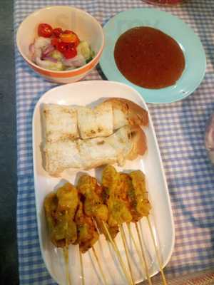 หมูสะเต๊ะ สวนพลู