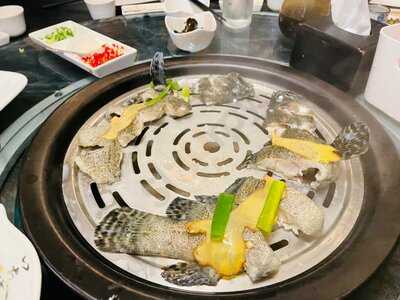 Lu Seafood Steam Pot