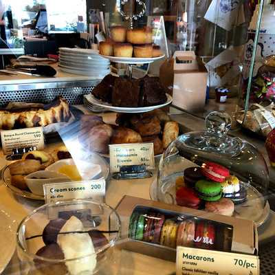 เยลโล่ สปูน เพสตรี้ สาขา เอท ทองหล่อ