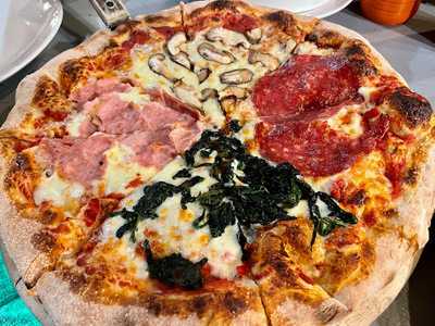 แซสซี่โซไซตี้