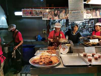 ร้านอาหาร จันเสน