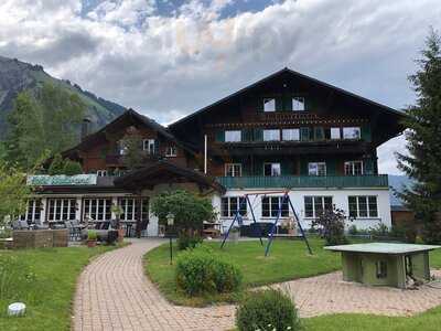 Restaurant Chupferchessi Im Hotel Waldrand Lenk