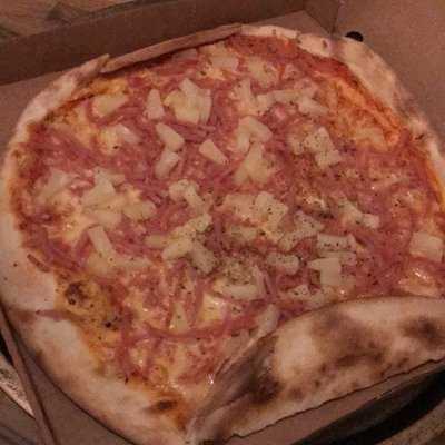 Pizzeria Hawaii menu