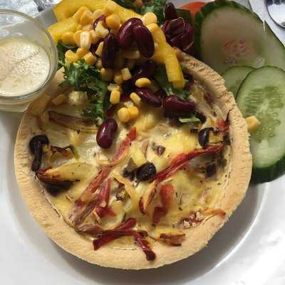 Pelles Och Lottas Café