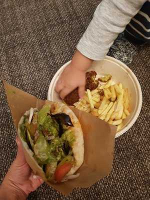 Elli's Falafel