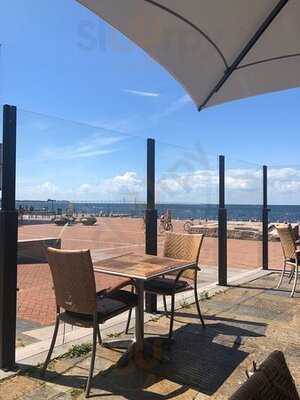 Sea Side Restaurant & Bar