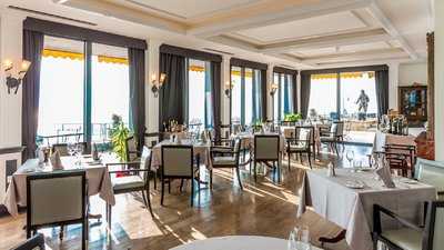 Le Baron Tavernier Hotel Restaurants & Spa