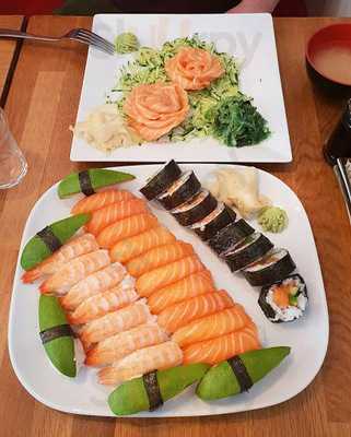 Asahi Sushi & Dumplings