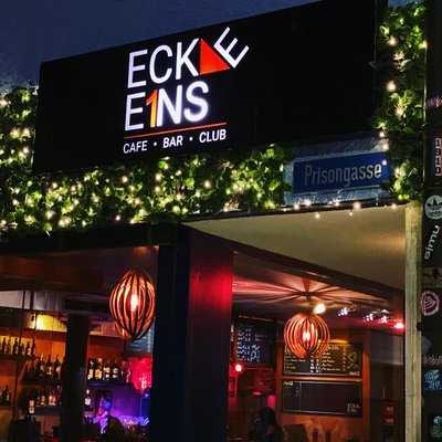 Ecke E1ns