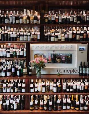 La Vineria Bistro Wine Bar & Cafe